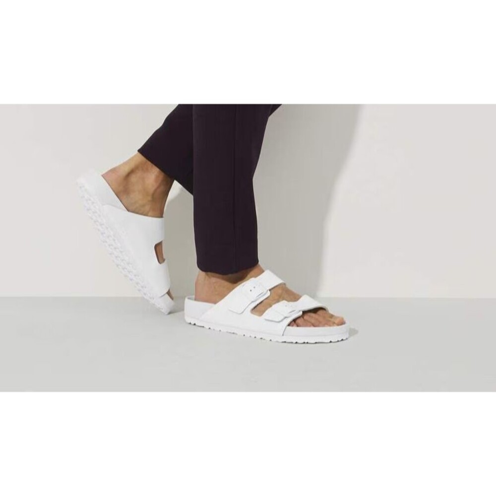 Birkenstock Women's Arizona BS Leather Sandal White EU 38 Narrow $210